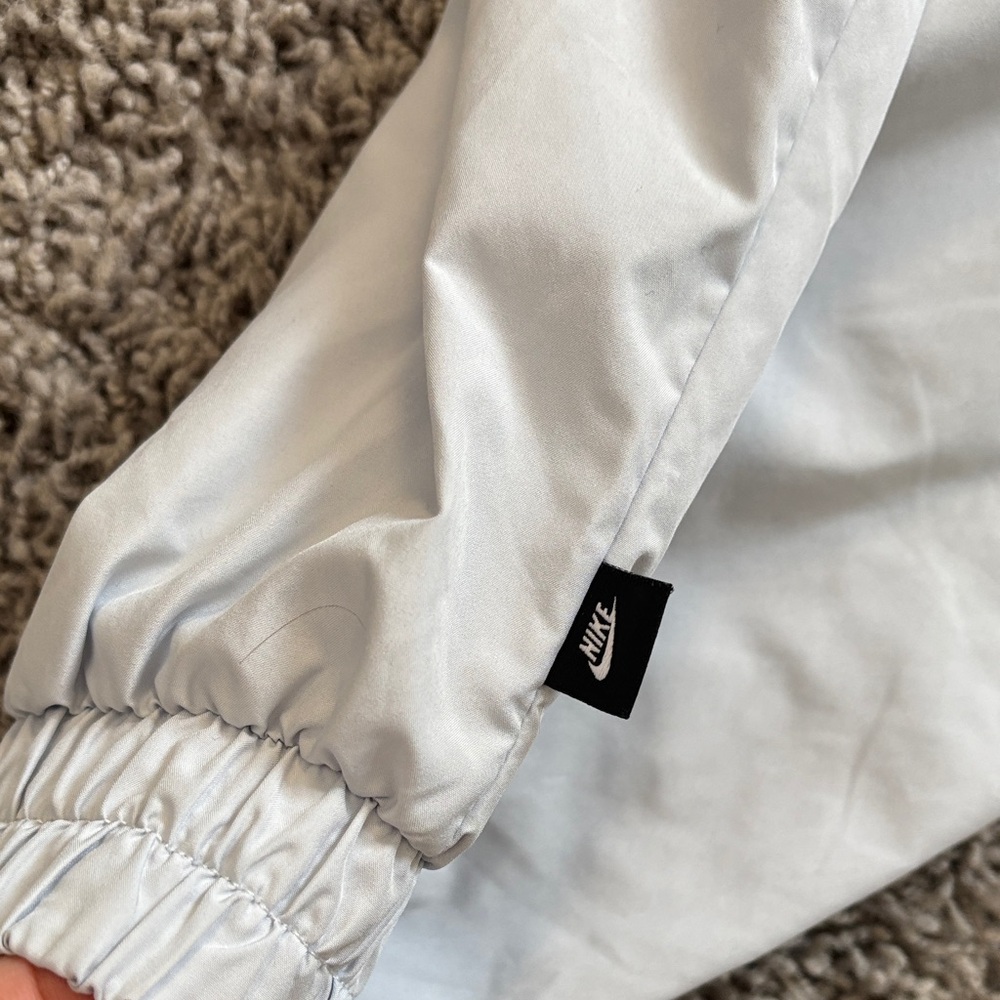Nike Women's Light Gray Joggers - Picture 12 of 14